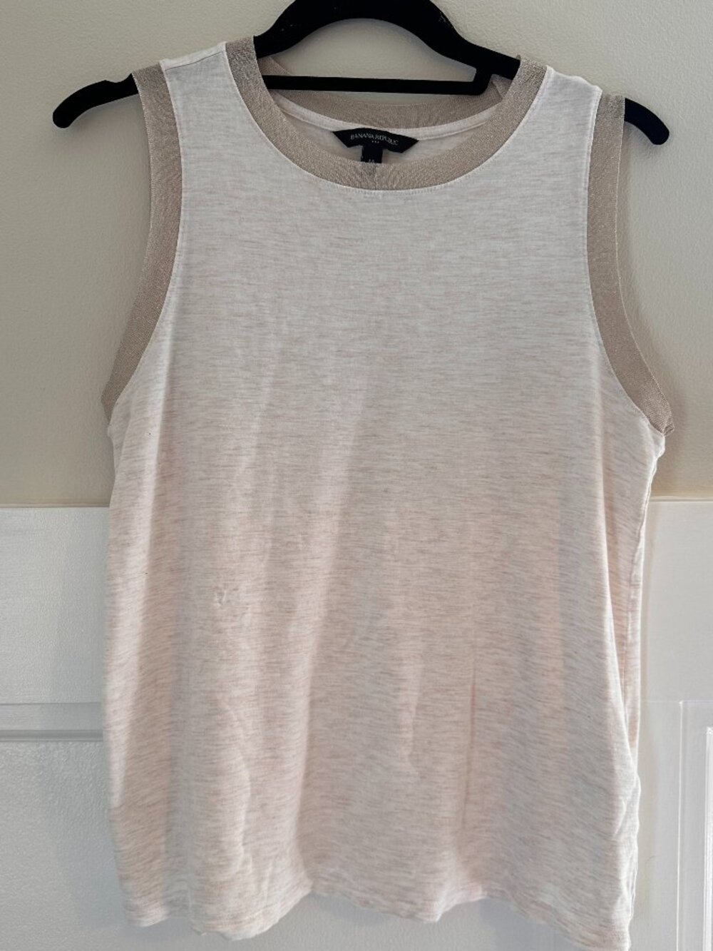 Banana Republic Oatmeal & Gold Tank Top
